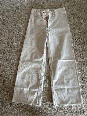 Zara. Size 10. Wide leg
